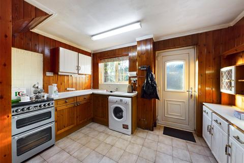 19 Cranham Drive, Worcester, WR4 9LY