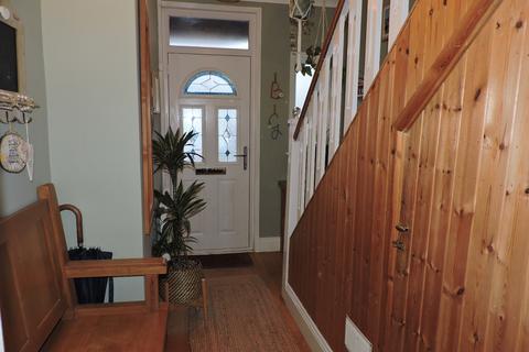 27 Kings Road, Llandybie, Ammanford, SA18 2TL
