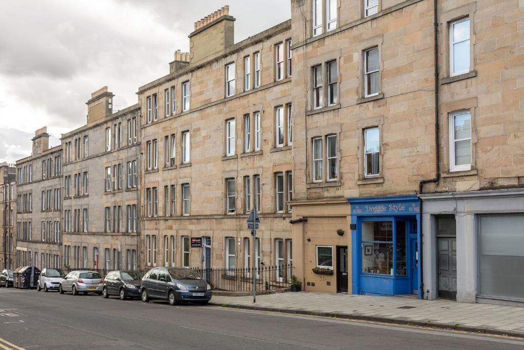 Broughton Road, Broughton, Edinburgh, EH7 1 bed flat £750 pcm (£173 pw)