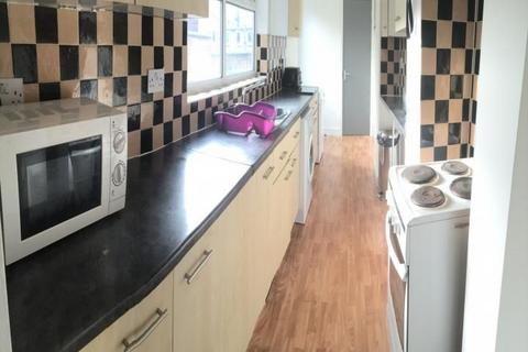 undefined, Room 4, 14 Avondale Street, Lincoln, Lincolnshire, LN2 5BL