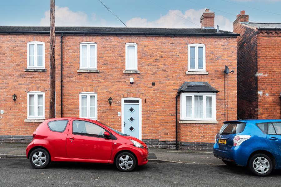 Bewdley Road, Stirchley, Birmingham, B30 3 bed semidetached house £