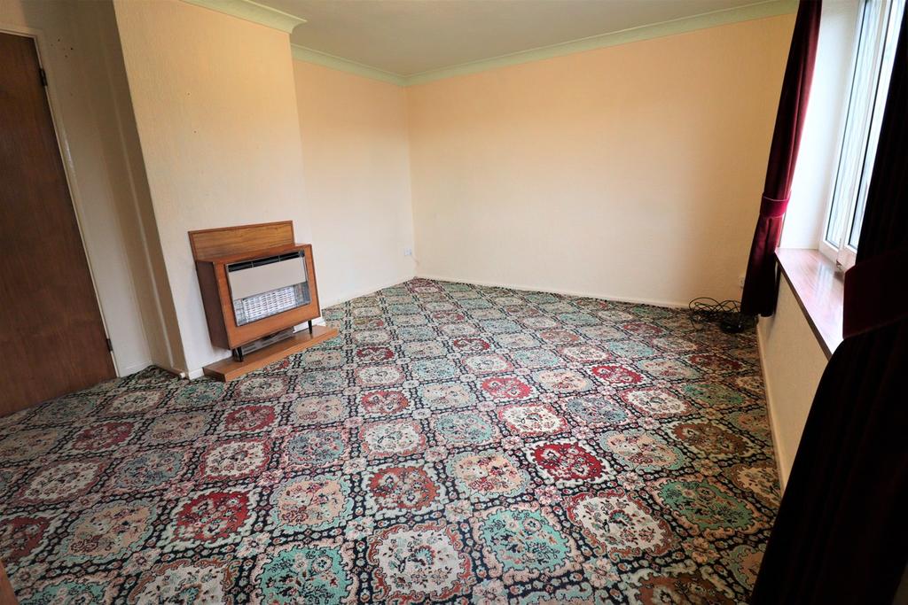 Avon Drive, Barnoldswick, BB18 3 bed semidetached house for sale £