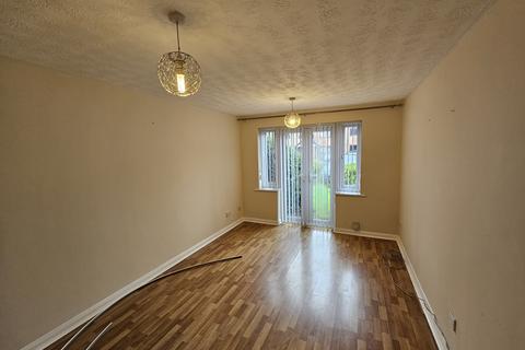 1 bedroom flat to rent, Longworth Close