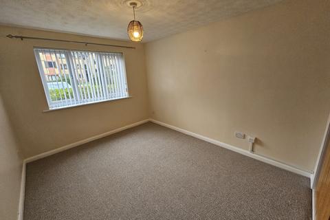 1 bedroom flat to rent, Longworth Close