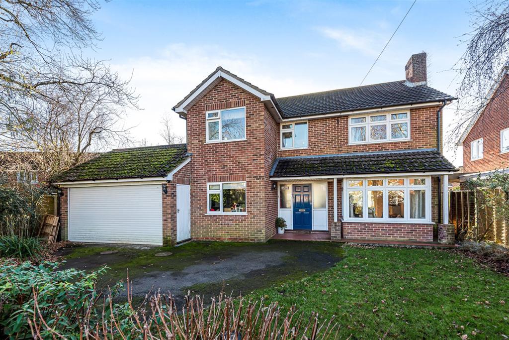 Woodlands Avenue, Emsworth, PO10 4 bed detached house £765,000