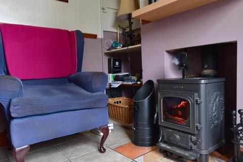 13 Brookview, Coldwaltham, Pulborough, RH20 1LU