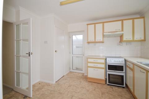 2 Blenheim Close, Brantham, Manningtree, CO11 1TJ