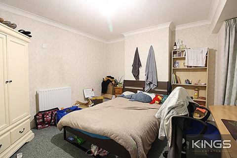 5 bedroom semi-detached house to rent, Blenheim Gardens