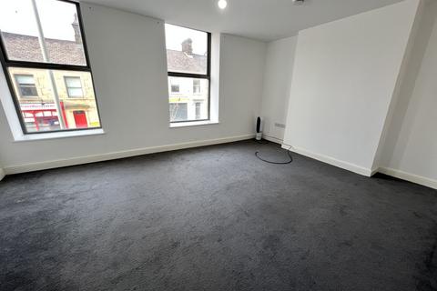 2 bedroom apartment to rent, Railway Road, Darwen