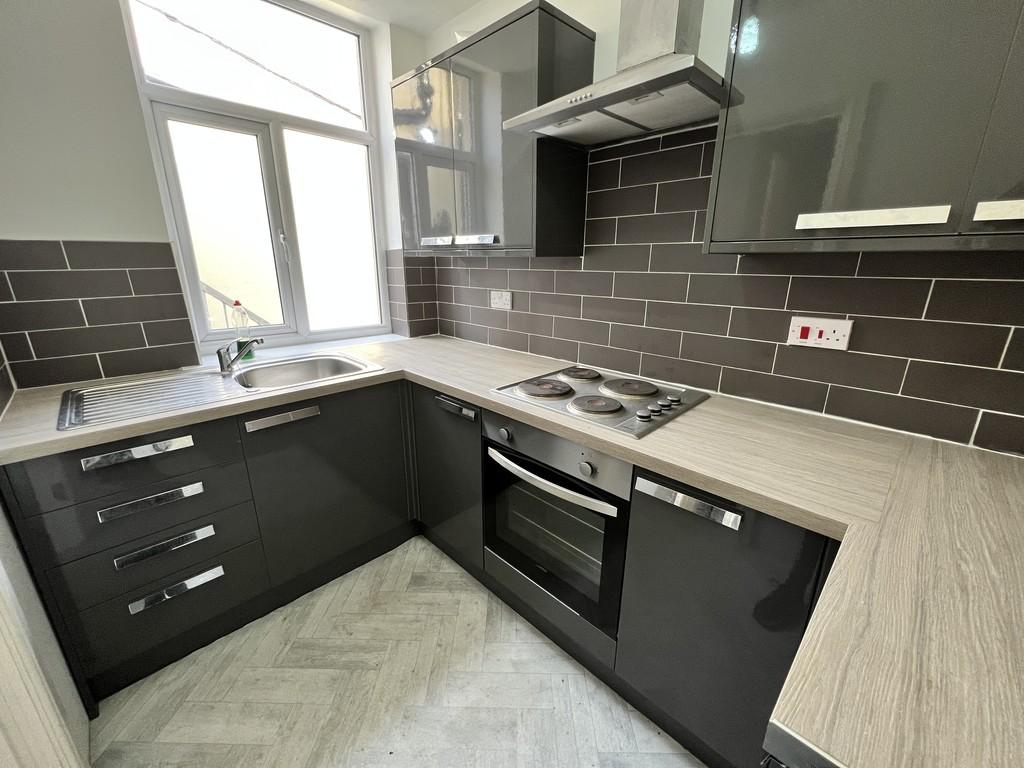 Fully Fitted kitchen