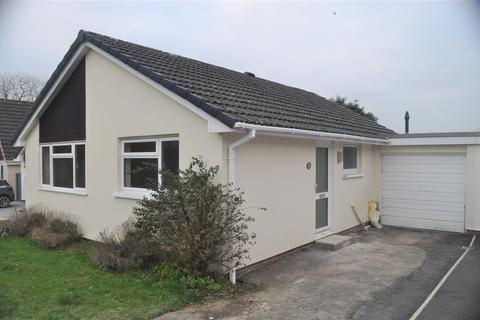 2 bedroom bungalow to rent, Parklands Close, South Molton, EX36
