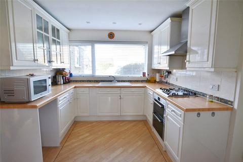 4 bedroom detached house to rent - Sheridan Road, Watford, Herts, WD19