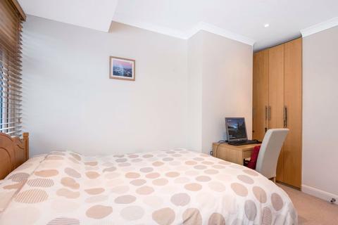 87 Penshurst Avenue, Sidcup, DA15 9EZ
