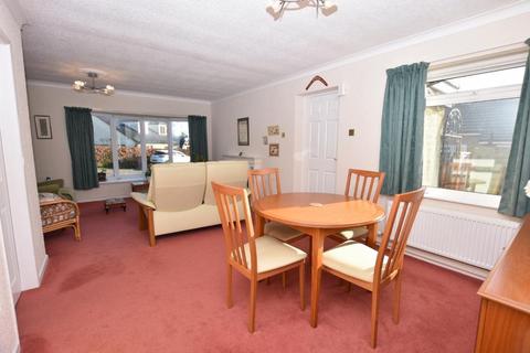 3 bedroom bungalow for sale - Waddow Grove, Waddington, BB7 3JL