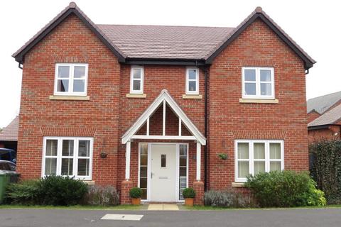 4 bedroom detached house for sale - Belfry Place, Shepshed, Leicestershire, LE12 9FP