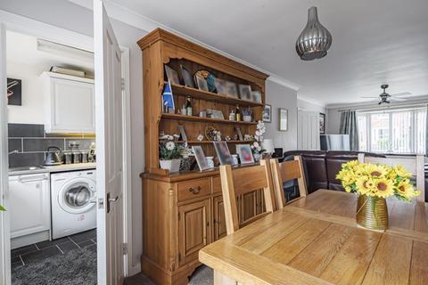 64 Hare Lane, Godalming, GU7 3EF