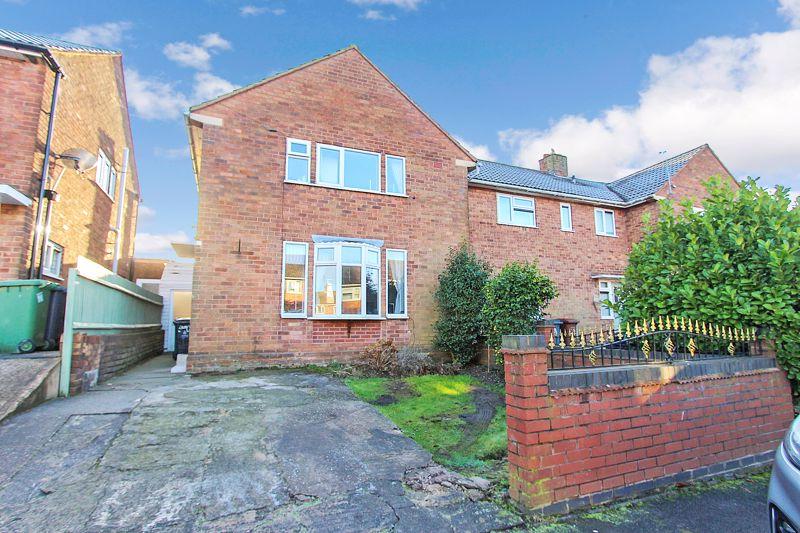 Peake Road, Walsall Wood 3 bed semidetached house £179,950