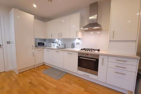 14 Chester Road, Hounslow, TW4 6HX