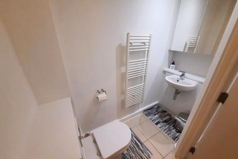 14 Chester Road, Hounslow, TW4 6HX