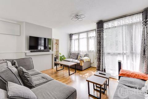 3 bedroom apartment for sale, Dycer House, Wick Road, London