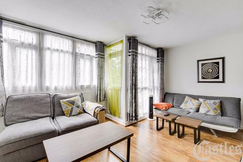 3 bedroom apartment for sale, Dycer House, Wick Road, London