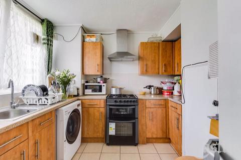 3 bedroom apartment for sale, Dycer House, Wick Road, E9