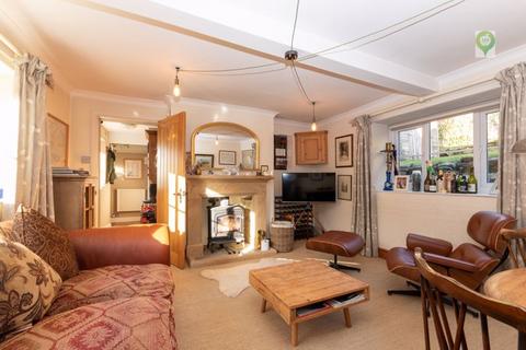 2 bedroom cottage for sale, 1 Fair Place, Chiselborough