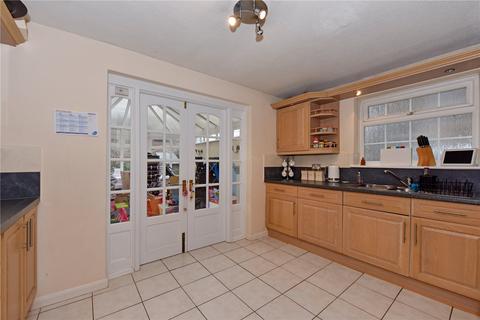 3 bedroom detached house to rent, Verney Close, Marlow, Buckinghamshire, SL7