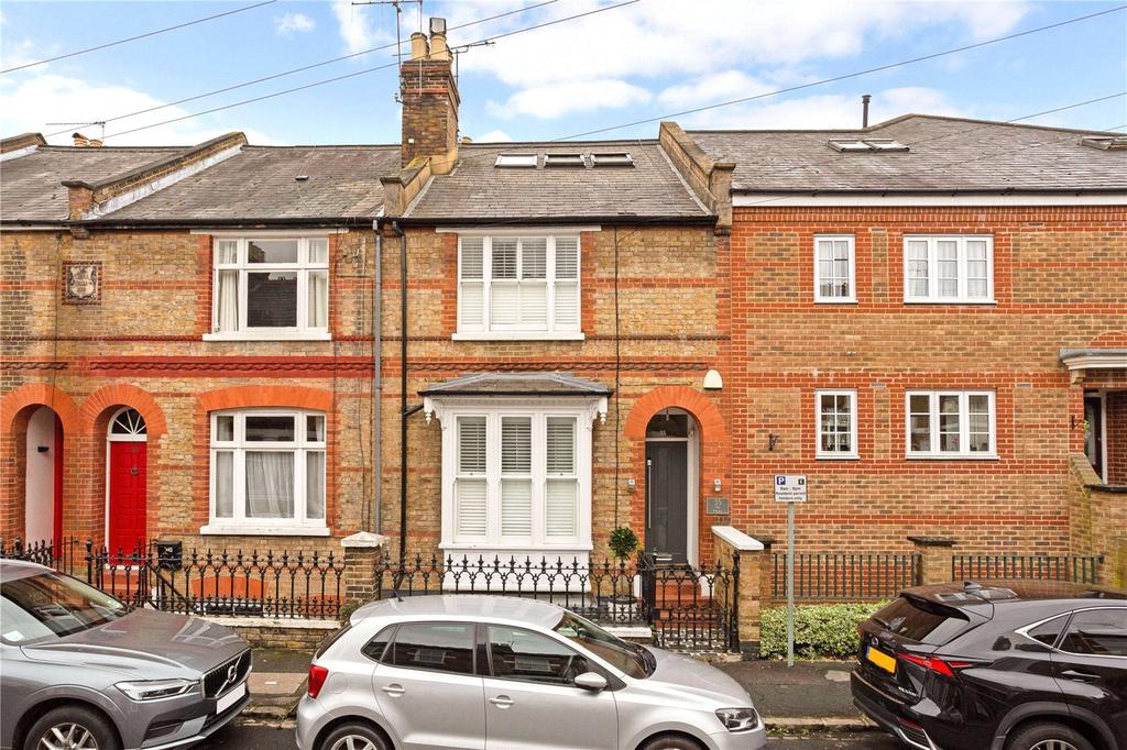 Temple Road, Windsor, Berkshire, SL4 3 bed terraced house £3,500 pcm