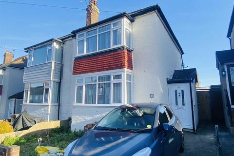 2 bedroom semi-detached house to rent, Haig Avenue, Rochester