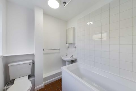 21 Thorold Road, Chatham, ME5 7EA