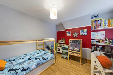 33 Weston Road, Rochester, ME2 3HA