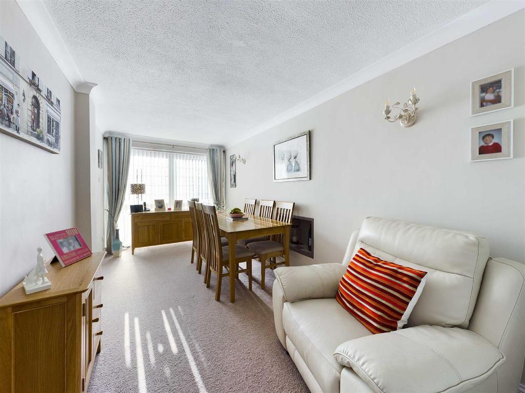 Duchess Close, Strood, Rochester 4 bed detached house £525,000
