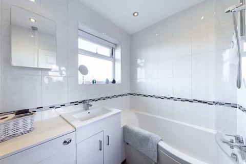 1 Duchess Close, Rochester, ME2 3TX