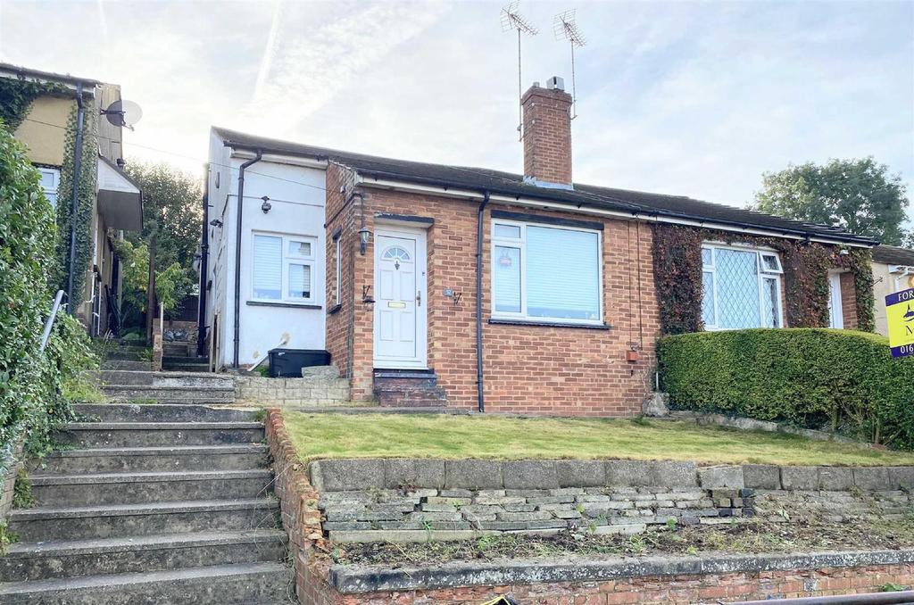 Hurstwood, Chatham 2 bed semidetached bungalow for sale £250,000