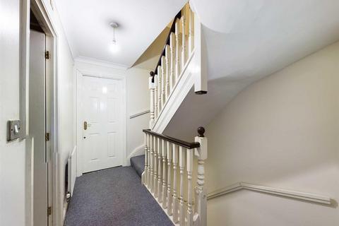 49 Fenners Marsh, Gravesend, DA12 2JG