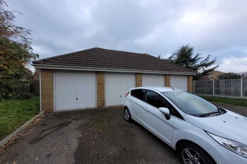49 Fenners Marsh, Gravesend, DA12 2JG