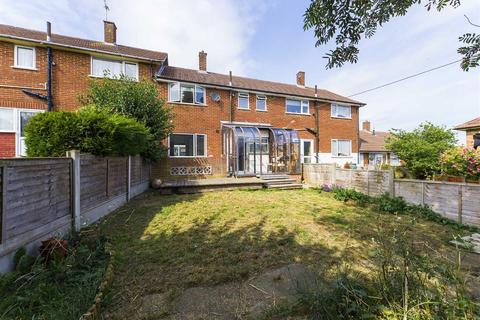20 Clifton Close, Rochester, ME2 2HG