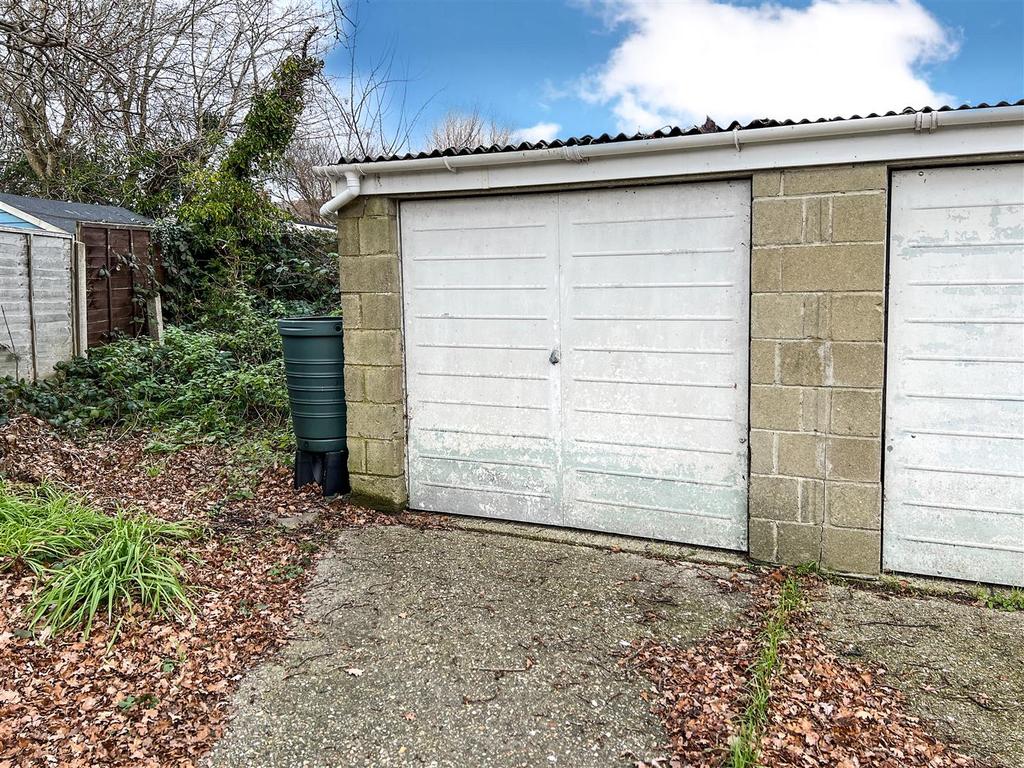 Redlands Lane, Fareham 1 bed apartment £150,000