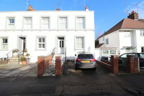 4 bedroom end of terrace house for sale - Prospect Road, St. Albans