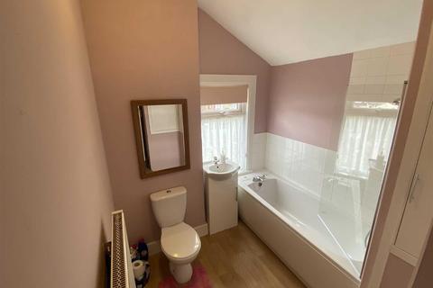 10 Kitchener Road, Rochester, ME2 3AJ