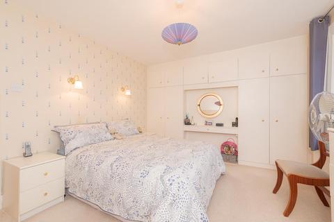 153 Kingston Road, Epsom, KT17 2HA