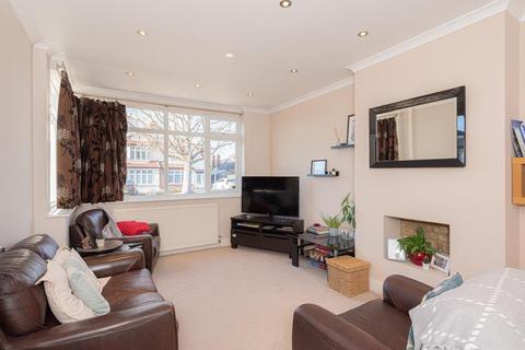 16 Clandon Close, Epsom, KT17 2NH