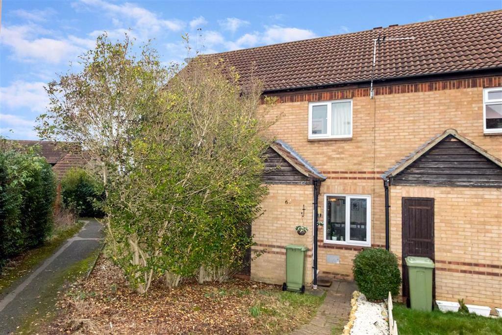 Milecastle, Bancroft, Milton Keynes 2 bed terraced house £264,995