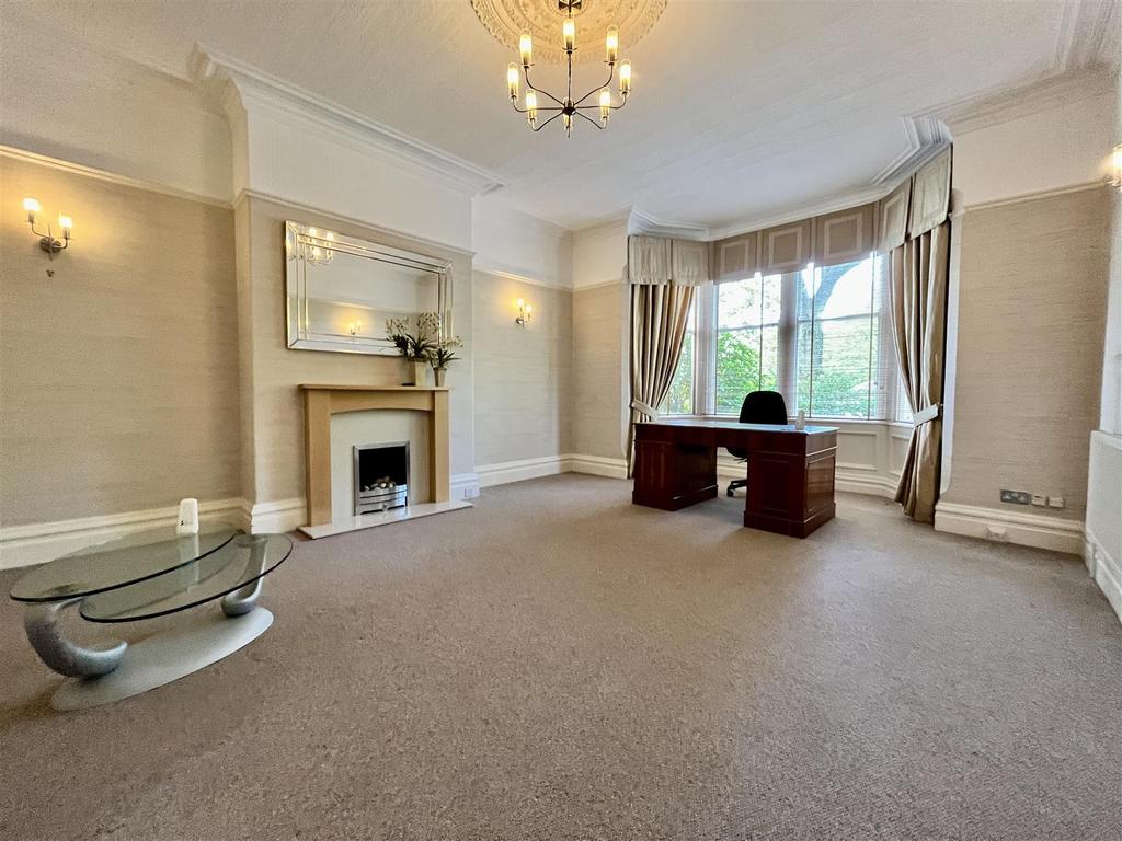 Park View Road, Lytham 6 bed semidetached house for sale £1,000,000