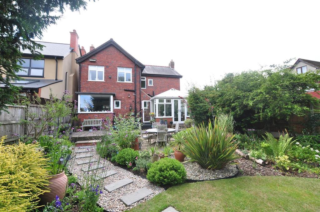 Greenhill Road, Halesowen 3 bed detached house £400,000
