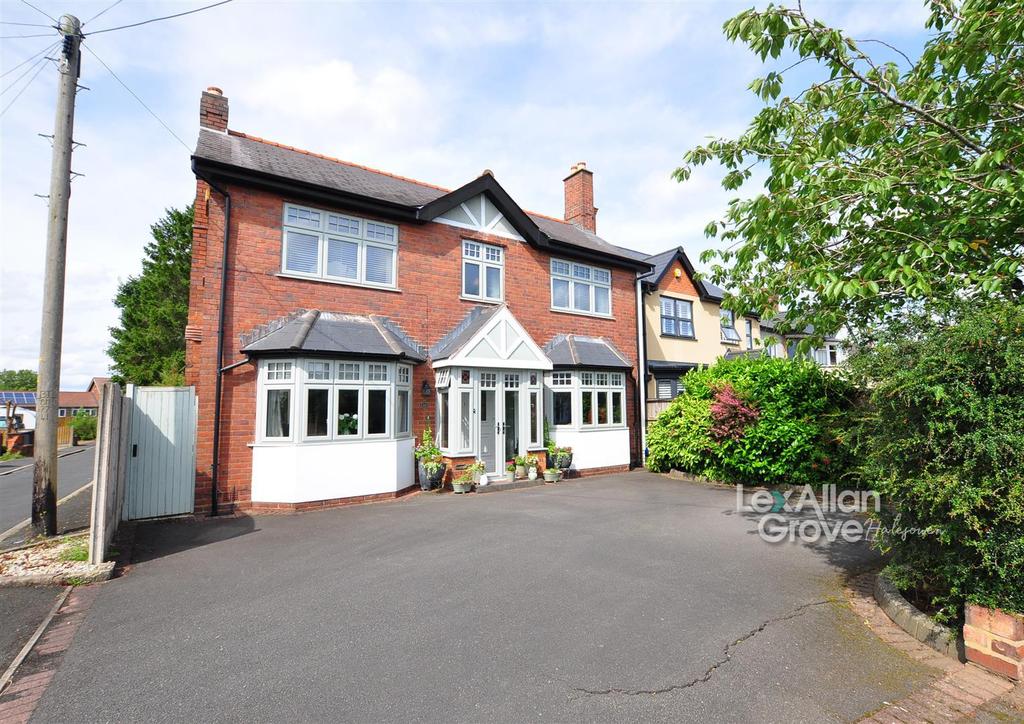 Greenhill Road, Halesowen 3 bed detached house £400,000
