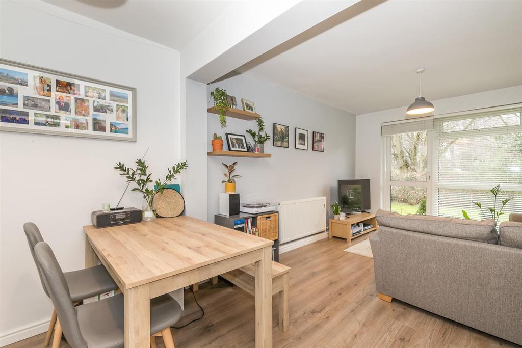 Townfield Gardens, Townfield Road... 2 bed apartment £220,000