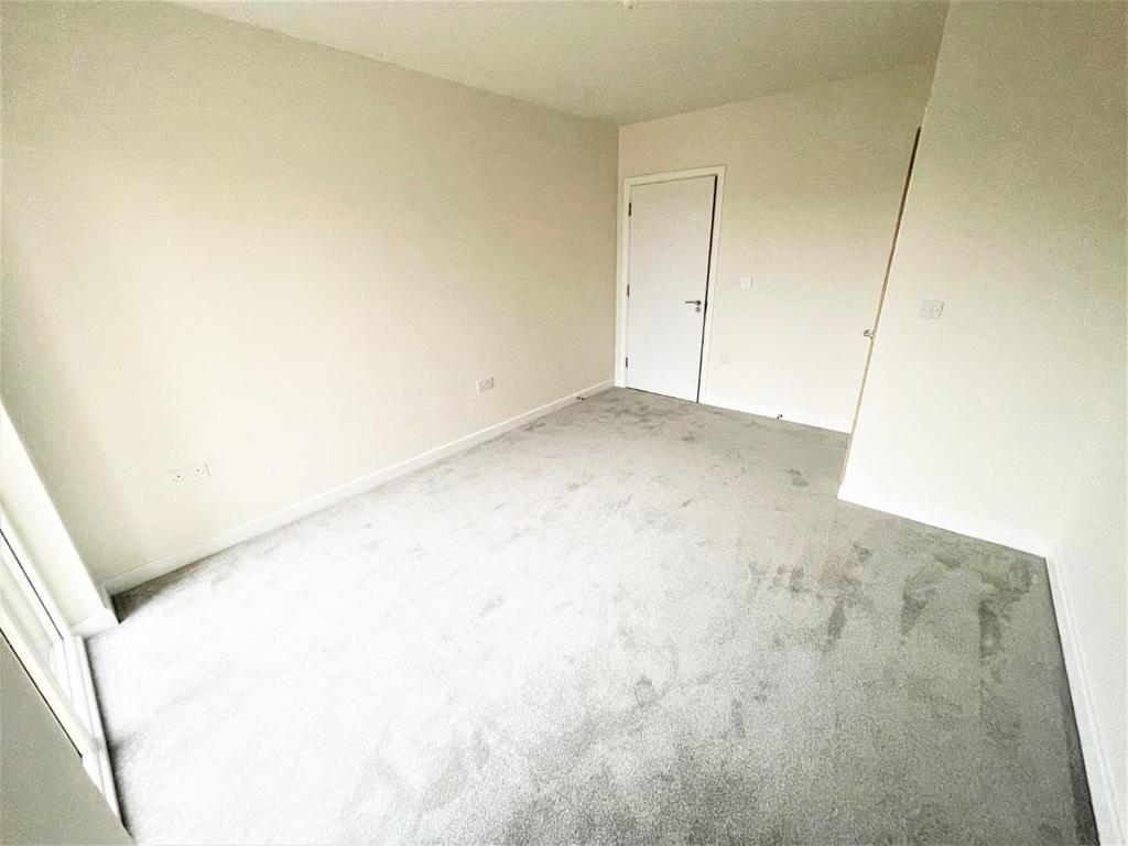 BED 1.jpg