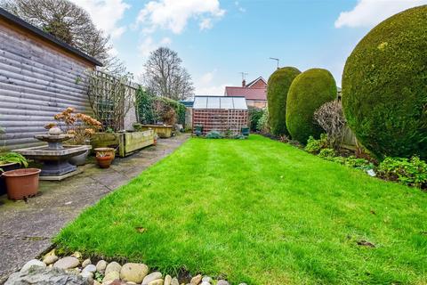 7 Beech Lawn, Anlaby, Hull, HU10 7BN